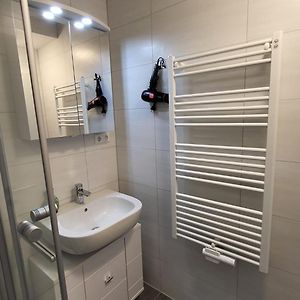 Standard Zimmer mit zwei Einzelbetten
